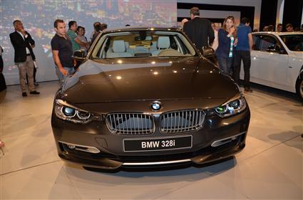 BMW تطلق الفئة السادسة والجيل السادس من الفئة الثالثة في بيروت